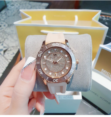 Michael Kors Runway Quartz Rose Gold Crystal Dial Ladies Watch mk6854