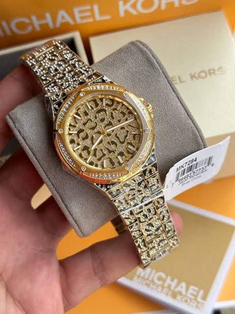 af360838-ad78-44f4-a573-6d0a3e574560 Michael Kors Lennox Three Hand Crystals Gold Dial Two Tone Steel Strap Watch For Women - MK7284